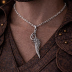 Reduvia Dagger Necklace
